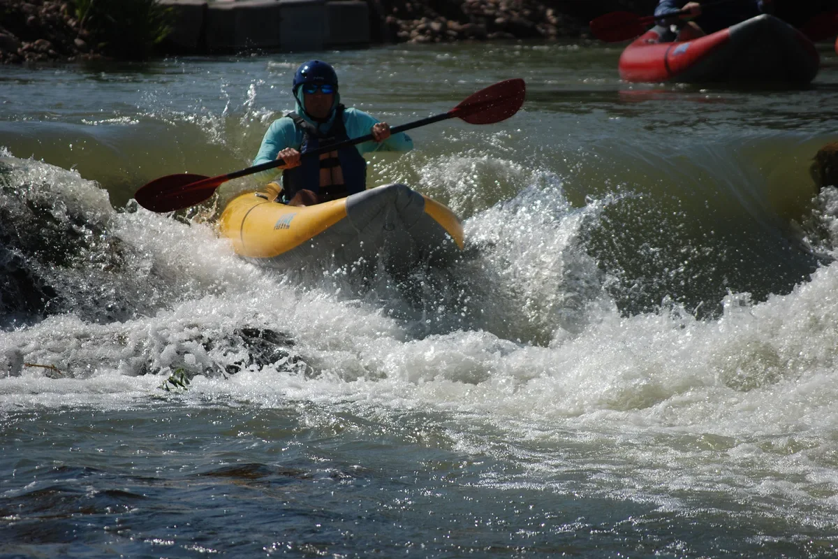 Kayak river 04